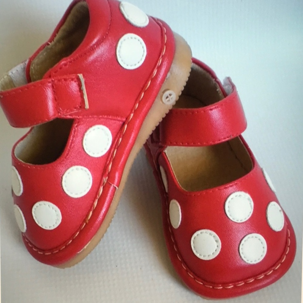 Squeaky Street Baby Mary Janes Shoes - Picture 2 of 5